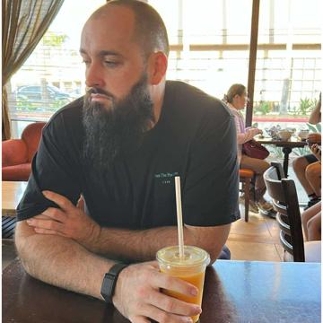 Chris Uwins profile photo