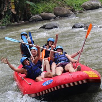 Monique van Vliet profile photo