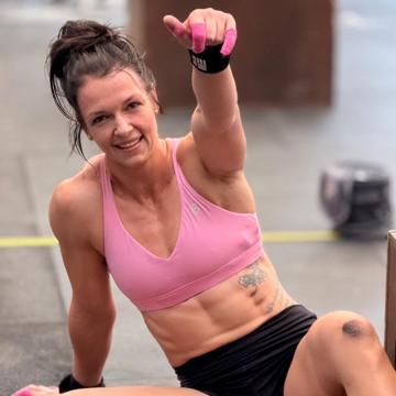 Annika Saunders profile photo