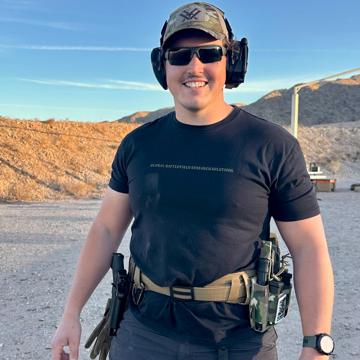 Adriaan van Niekerk profile photo