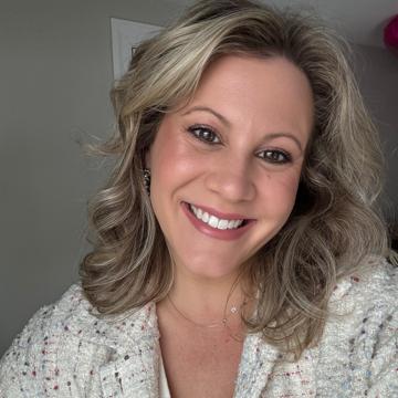 Elena Pappas Oberstadt profile photo