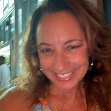 Angela Kerendian profile photo