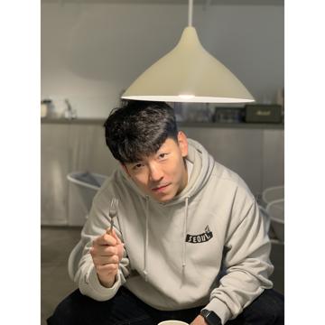 Hyung Seok Lee profile photo