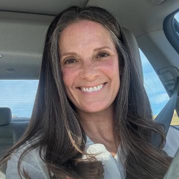 Hilary Moore profile photo