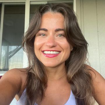 Claudia Garcia profile photo