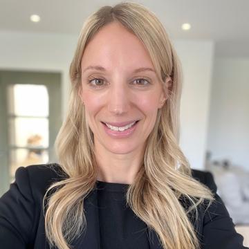 Holly Hampson profile photo