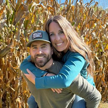 Linda Perry profile photo