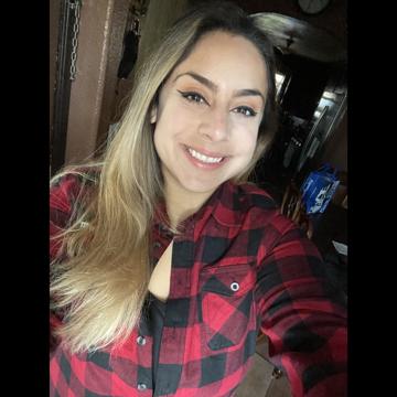 Nadia Hernandez profile photo