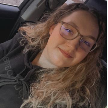 Lexie Baber profile photo