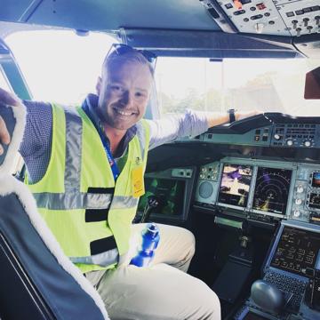 Mitchell McKinnon profile photo