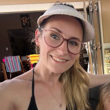 April Dace profile photo