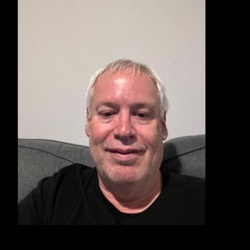 Stephen Lavelle profile photo