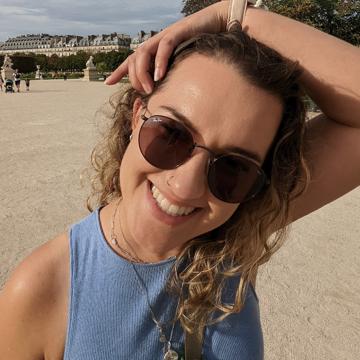 Lucy Burrows profile photo