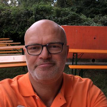 Pieter van den Burg profile photo