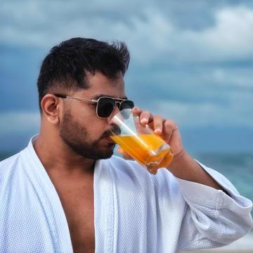 Rohan Deshpande profile photo