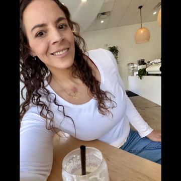 Rebeca Cruz profile photo