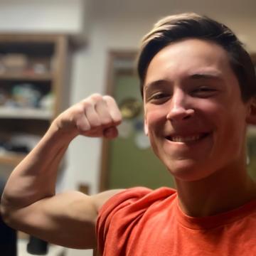 Avery Foreman profile photo