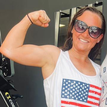 Lindsay White profile photo