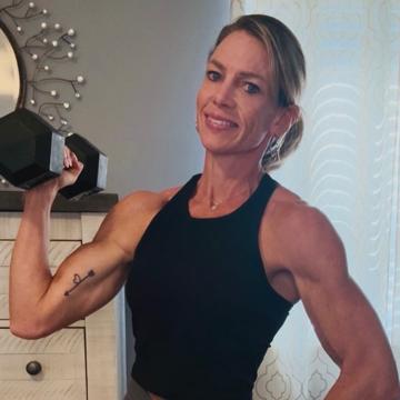 Erin MacWilliams profile photo