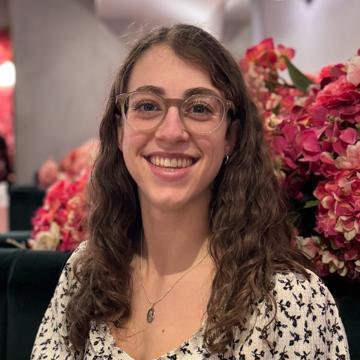 Holly Clifton profile photo