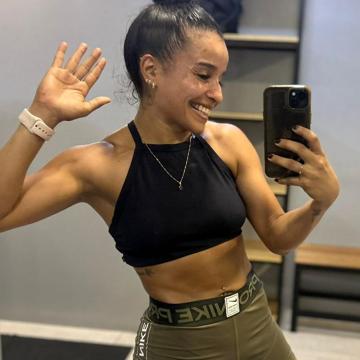 GISELE SOARES DE SOUZA profile photo