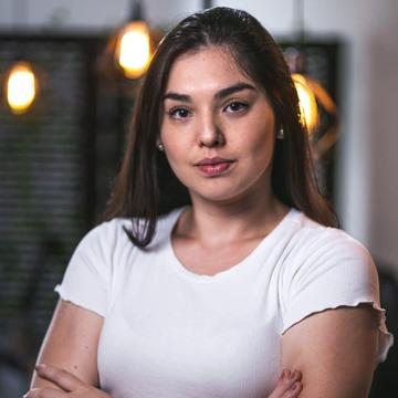 Flávia Hirakuri profile photo