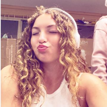 Lena Urban profile photo