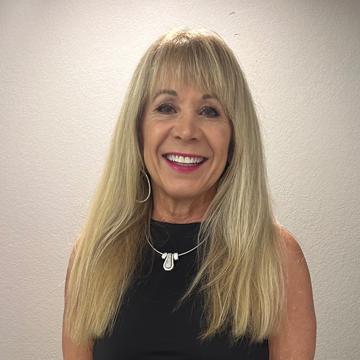 Julie Potts profile photo