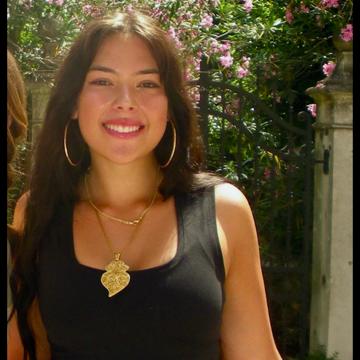 Lola Burns profile photo