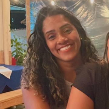 Aline Pacheco profile photo