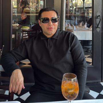 Esteban Rey profile photo