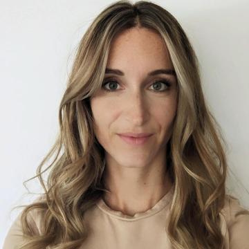 Nadège Ricolfi profile photo