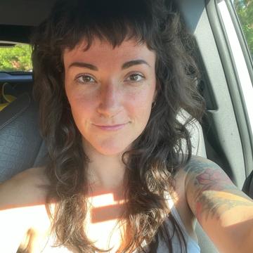 Caitlin Frizzell profile photo