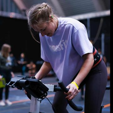 Manon Thiebaut profile photo