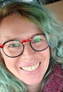 Vera vanMulken profile photo