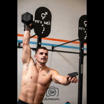 Adrian Izambart profile photo