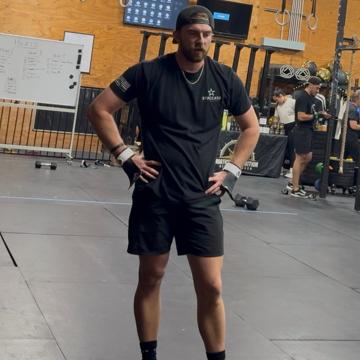 Andon Petty profile photo